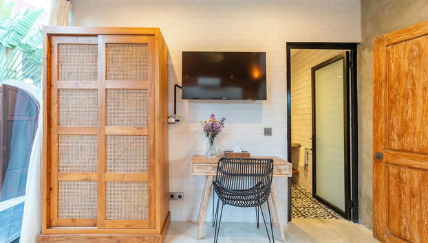 Azure 2BR Modern Private Pool Villa in Pererenan - Photo 3