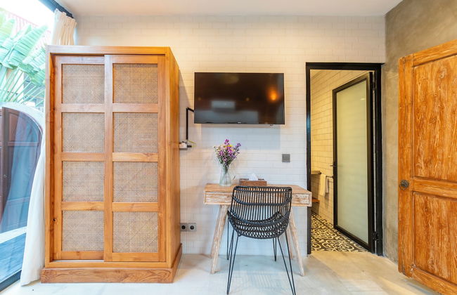 Azure 2BR Modern Private Pool Villa in Pererenan - Photo 3