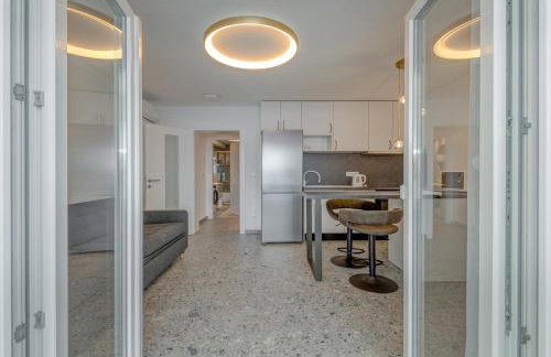 DeLuxe Seaview Apartment KENNEDY I - Photo 9