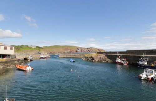 Near Bank Cottage - Photo 31