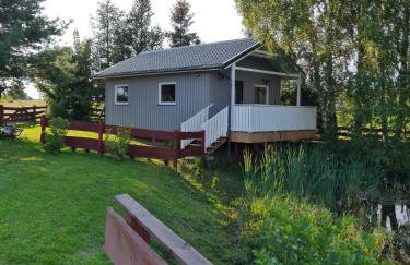 Domek nad stawem - Foto 1