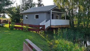 Domek nad stawem - Foto 1