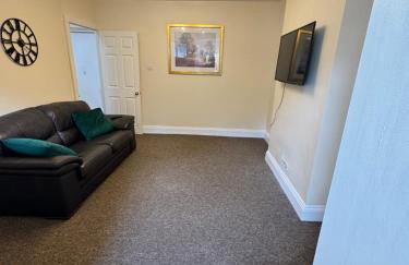 Shine Lodge - Photo 18