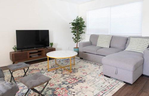 2BD/2BA Apartment in DT ALhambra - Foto 36
