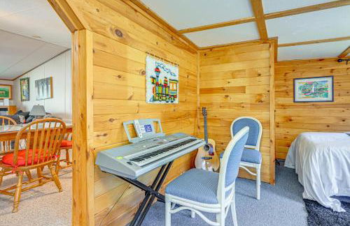 Fire Pit and Decks Creekside Cabin in Robbinsville - Foto 14