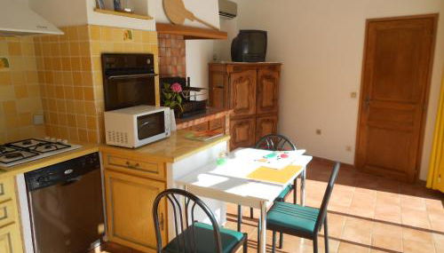 VILLA AVEC PISCINE PRIVATIVE et EXCLUSIVE avec PARKING - Foto 4