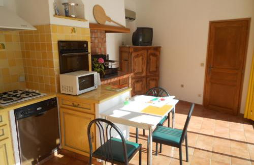 VILLA AVEC PISCINE PRIVATIVE et EXCLUSIVE avec PARKING - Foto 4