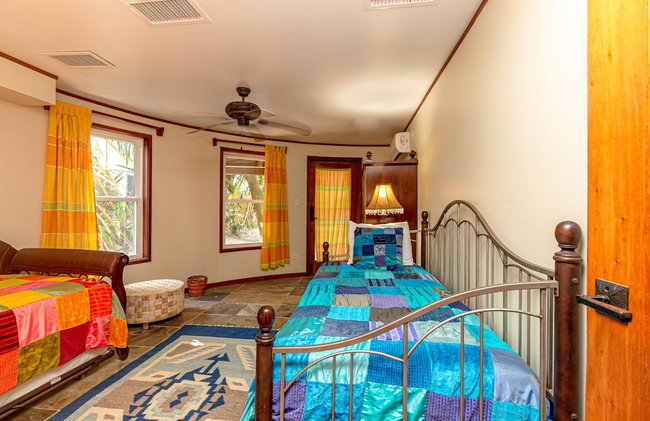 Solaria Villas - Photo 39