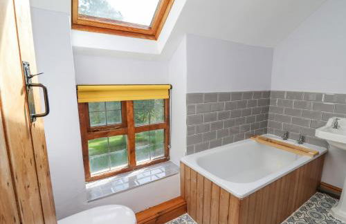 Nanthir House - Photo 41