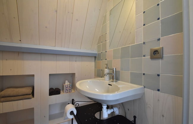 Comfy Holiday Home with Fenced Courtyard in Edam near Center - Photo 17