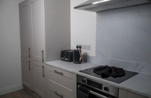 Free Parking, Families, Short Stays - Durham - Photo 36