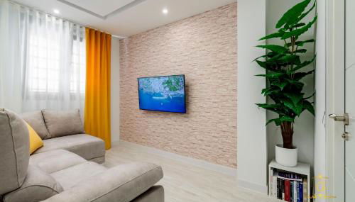 Luxe Apartment Madrid 7 paradas de Metro de Sol - Photo 2