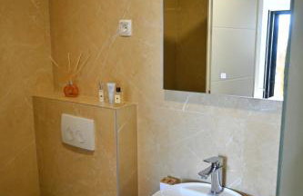 Villa Mangata Apartments - Photo 14