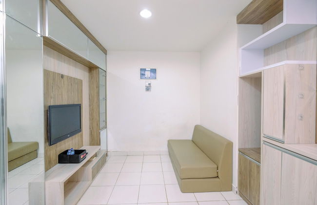 Homey And Comfy 2Br Sentul Tower Apartment - Foto 17