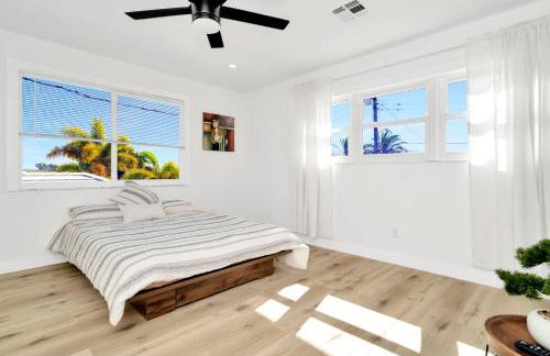 Clearwater Beach Waterfront Modern Villa 4BD 2BIG OPEN LOFT 4BT with Pool Boat Deck Sleep 15 - Foto 33