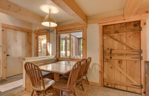 West Pine Cabin on the West Shore by Tahoe Getaways - 2 BR w 2 Bonus Rooms, Hot Tub, Pool Table & Pet Friendly - Foto 9