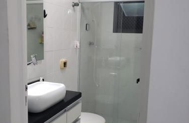 Apto Guarujá Enseada Wi-Fi Piscina 1 dorm - Foto 8