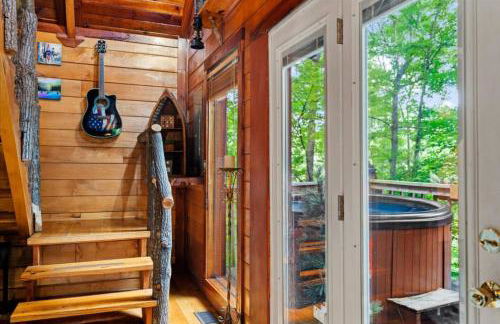 Hot Tub & WiFi - Romantic Hideaway - Foto 35