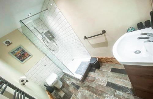 The Terrace at Riverside Suites - Foto 15