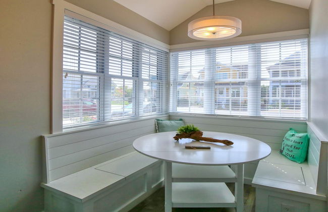 Aphrodite - Photo 13