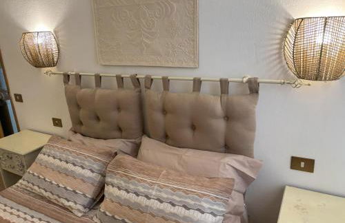 Bosa appartamento Bouganville con vista mare ampio terrazzo - Foto 12