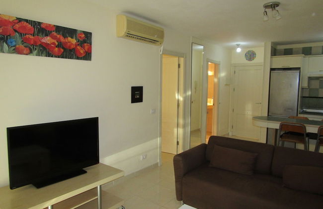 Olivia Sunbeach - Photo 52