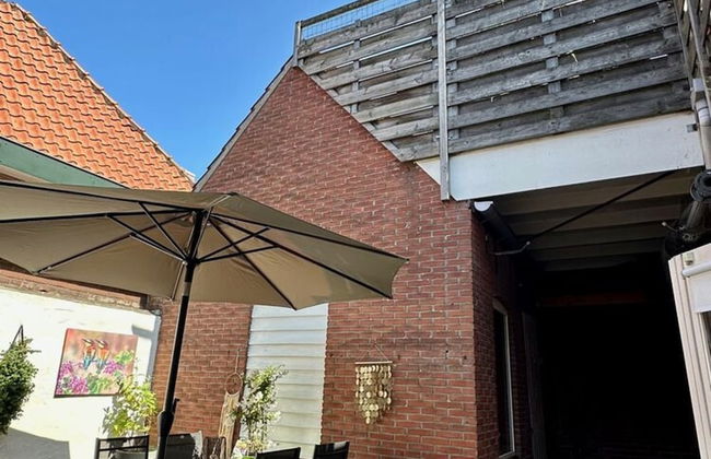 Apartment in the Fortified With Private Garden - Photo 55