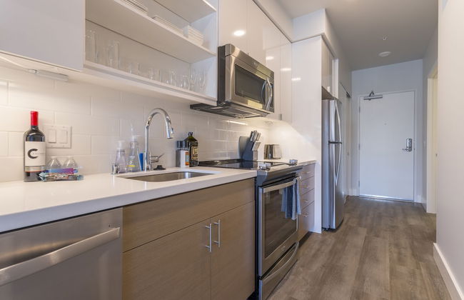 Domicile Suites at Mark on 8th - Photo 42