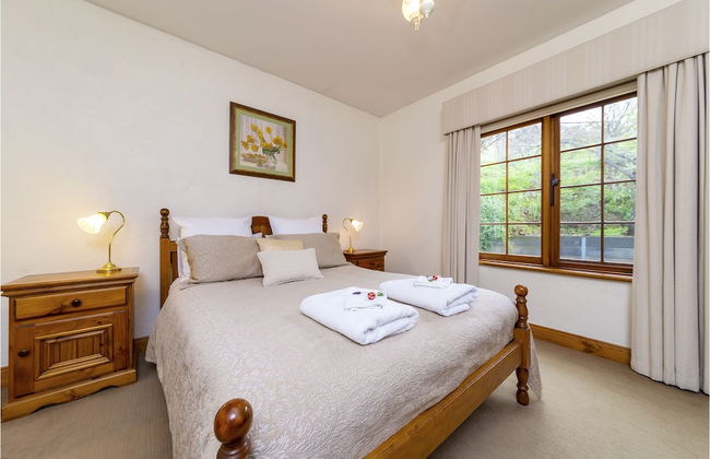 Country Pleasures - Photo 2