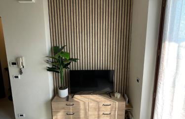 Lakefront Apartment with Panoramic Pool - Foto 13