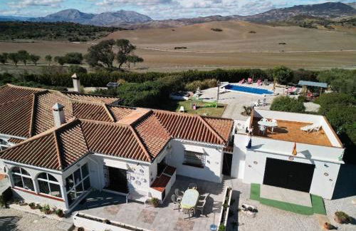 Stunning Villa Felipe, with private pool & hot tub - Foto 5