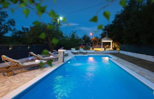 House Runjic w pool large garden and playground - Foto 42