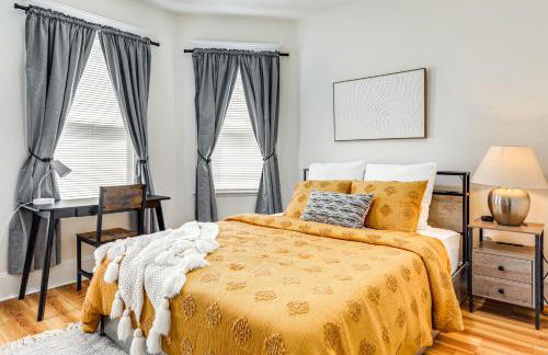4 Mi to Fenway Park Pet-Friendly Dorchester Apt! - Photo 10