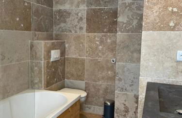 Chalet Muguet - Centre of Village location! - Foto 18