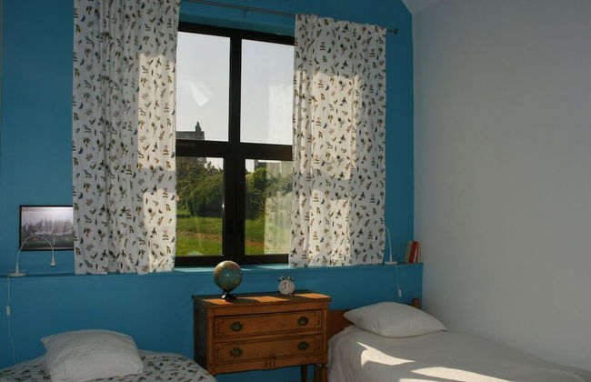 Nice Villa With Magnificent View in Plougasnou - Photo 2