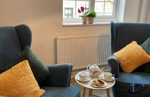 Petham Cottage Stanwick 2 bed sleeps 6 - Photo 14