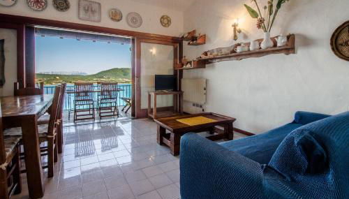 GuestHost - Dreamy Sea View with Pool - Photo 4