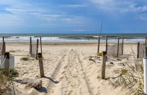 Laidback, Spacious Luxury with Hot Tub, Fully Stocked and Private Beach Access - Foto 51