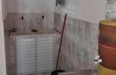 Kitnet, piso superior, Praia do Morro a 300mtrs - Foto 11