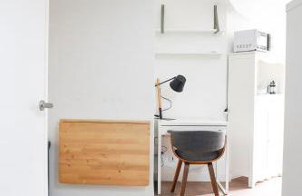 Studio Cosy Rénové au Calme 10min Centre et CHU Métro Commerces à 400m - Foto 10