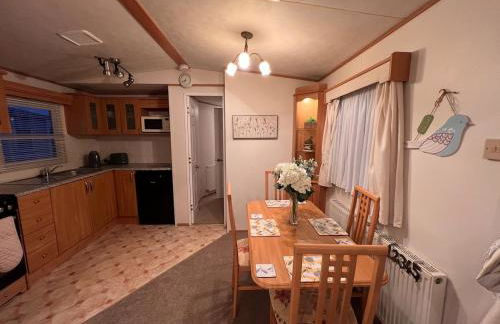 A & C Coastal Hideaway with outside Decking - Foto 28