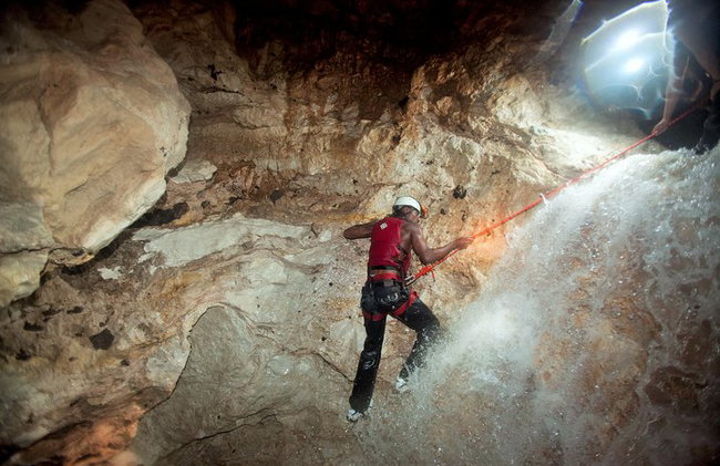 INCREÍBLE Waterfall Cave Expedition en la sucursal de las cuevas de Ian Anderson - Foto 2