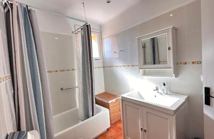 Apartamento con jardín a 11 metros de la playa. CG. - Foto 74