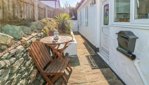 Little Netherleigh - Foto 2