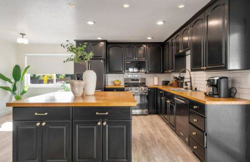 2-Story Sanctuary - Spacious Hot Tub - Billiards - Foto 4