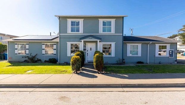 @ Marbella Lane - Buckingham Place Laundry + P - Photo 2, Primary image