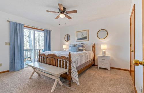 Lucky Dozen Lakehouse - Foto 47