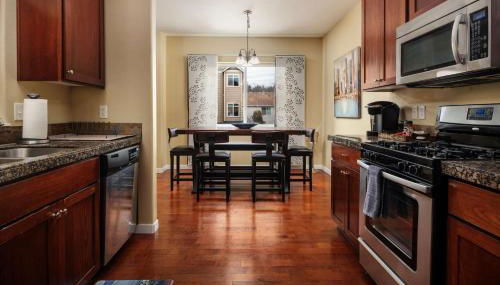 Lizzie Court - Photo 3