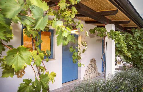 Apartments Juranić - Photo 15