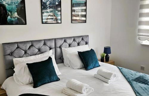 BSE Homes & Properties Ltd 4-Bedroom Home, Harlow , with Parking sleeps 6 - Foto 29